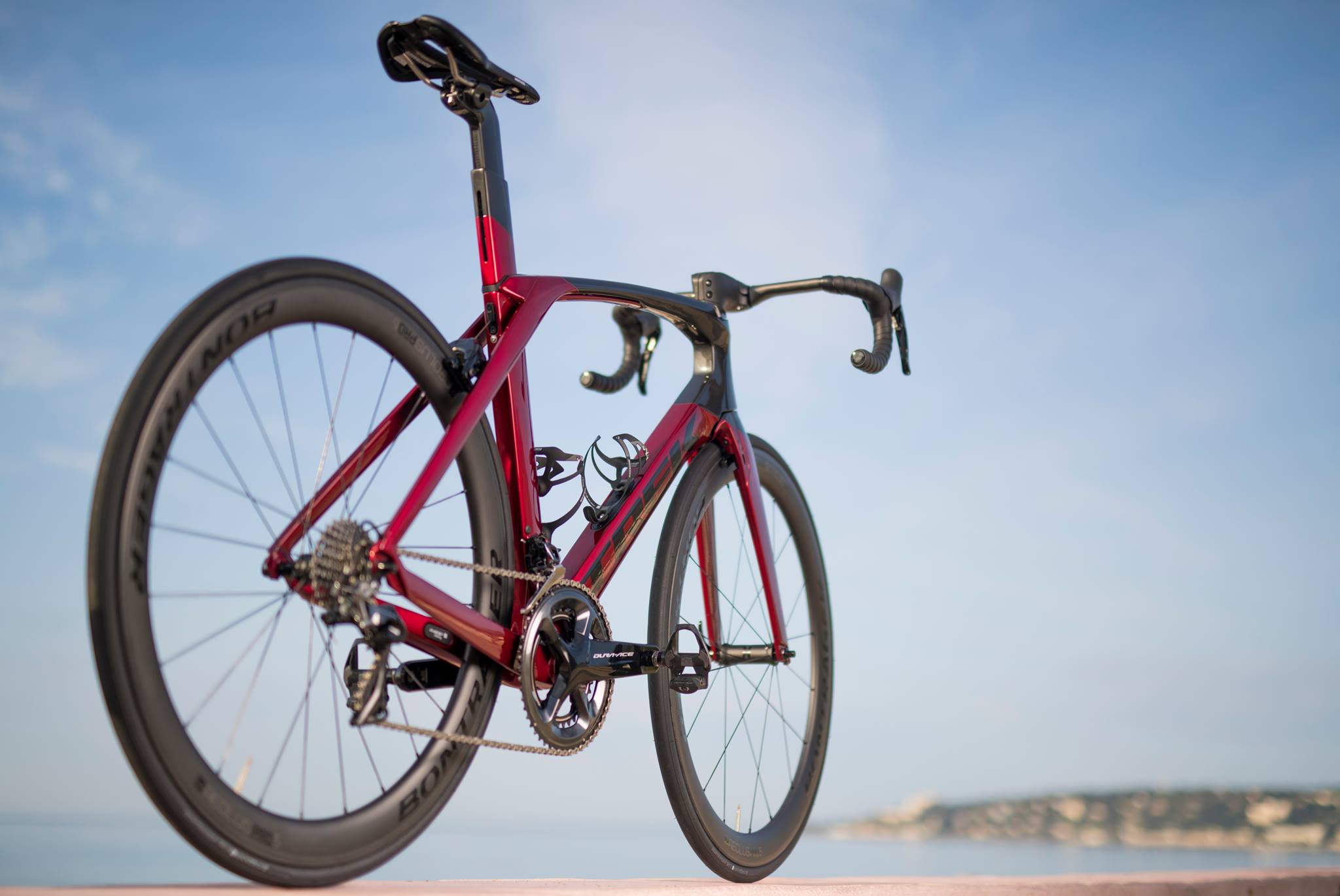 trek madone slr bici del año 2023
